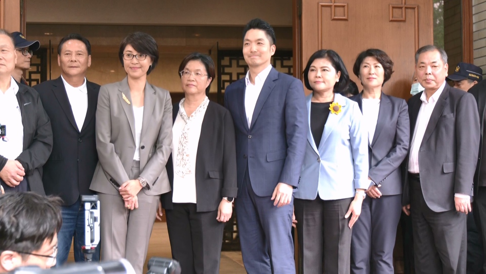 率藍營首長赴政院提訴願　蔣萬安喊：拒絕任中央宰割