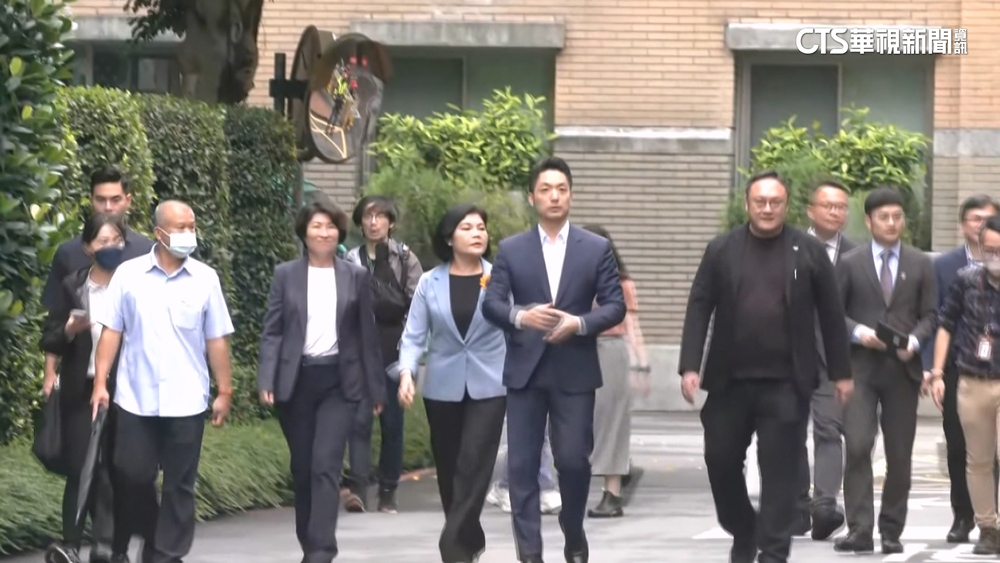 蔣萬安率9縣市訴願批「違法刪補助」　卓揆：按規定處理