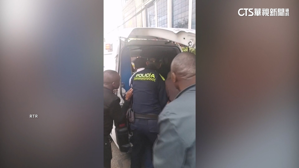 哥國總統候選人遭槍擊　手術完成仍未脫險