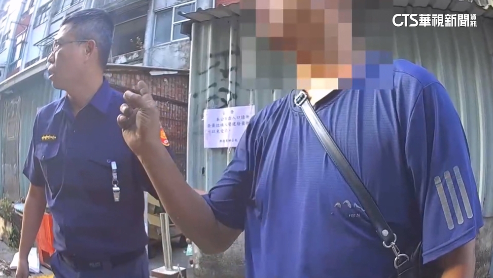 高雄公寓火警！男稱燒雜物驅蟲　居民：街友占空屋