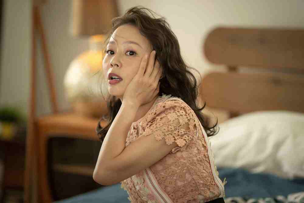 發騷扭打呼巴掌樣樣來！孫淑媚《拜六禮拜》變身瘋女人