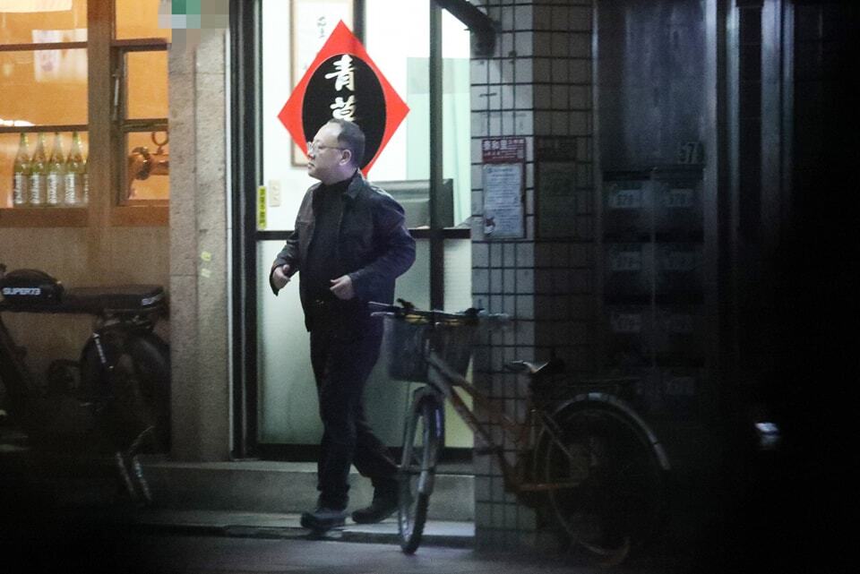 爆料史哲「搭公務車去推拿診所」　侯漢廷：加入「貪污背信公器私用公務車」俱樂部