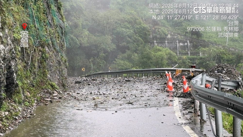 台8線157.7K段落石阻斷　估13日中午搶通