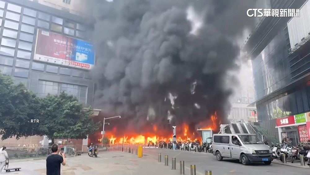 重慶石橋鋪電腦城傳大火　官方稱無傷亡！