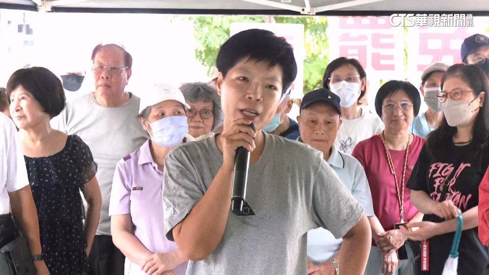 挺「罷薇」爆母接警告電話　劉柏君怒轟　王鴻薇喊拚戰