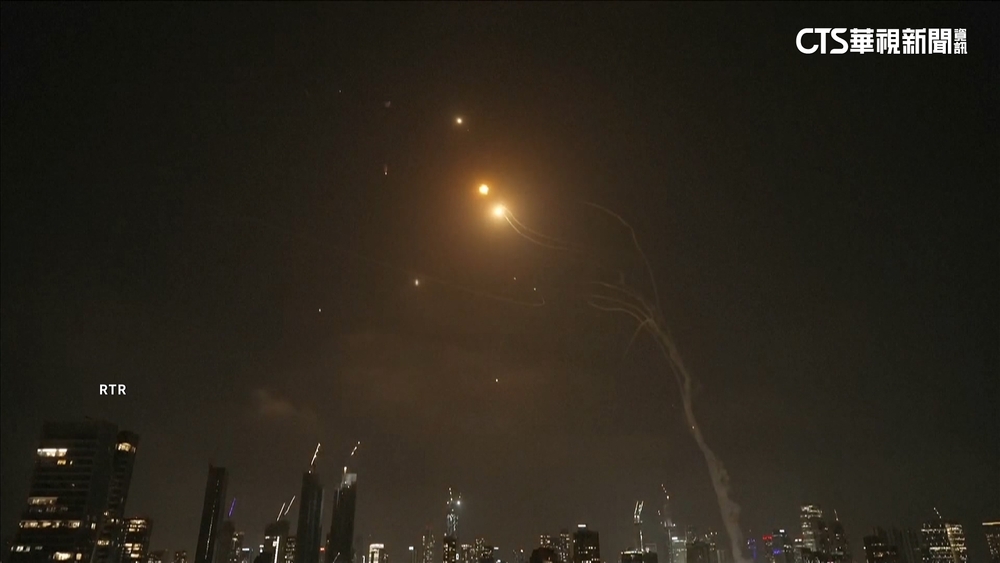 伊朗官媒稱遭空襲78死　對以色列發射導彈報復