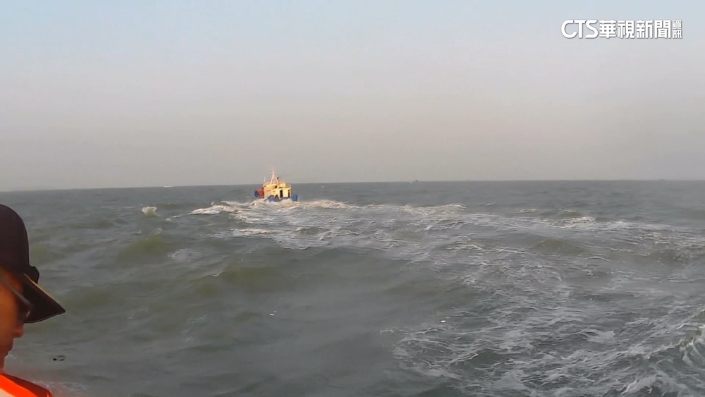 中國鐵殼船.海警船頻擾台海域　海巡成國安重要一環