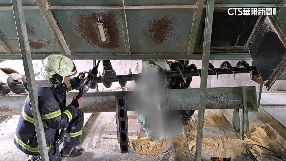 清潔粉碎機意外！父母睹41歲獨子遭機器夾死崩潰痛哭