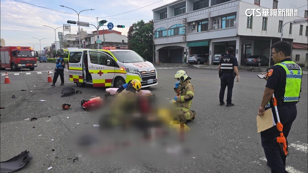 母女騎車雙載遭撞　雙雙噴飛命危送醫