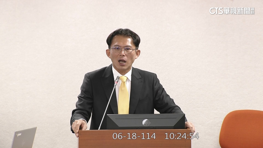 黃國昌播偵訊「示範帶」　鄭銘謙：建議交調查局鑑定