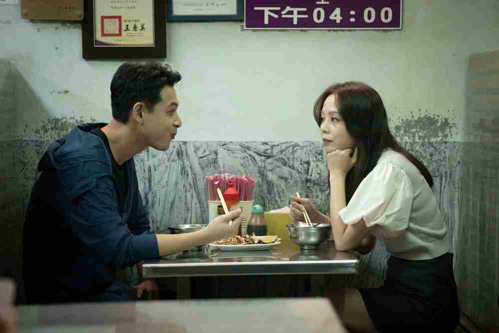 女粉受不了啦！孫淑媚連晨翔逛夜市曖昧指數狂飆