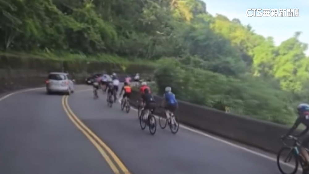 武嶺自行車賽1600人參加　居民無奈：趕上班被迫逆向
