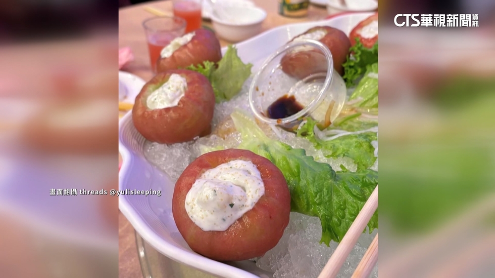 蓮霧挖洞塞龍蝦沙拉！　賓客驚豔：混搭解膩