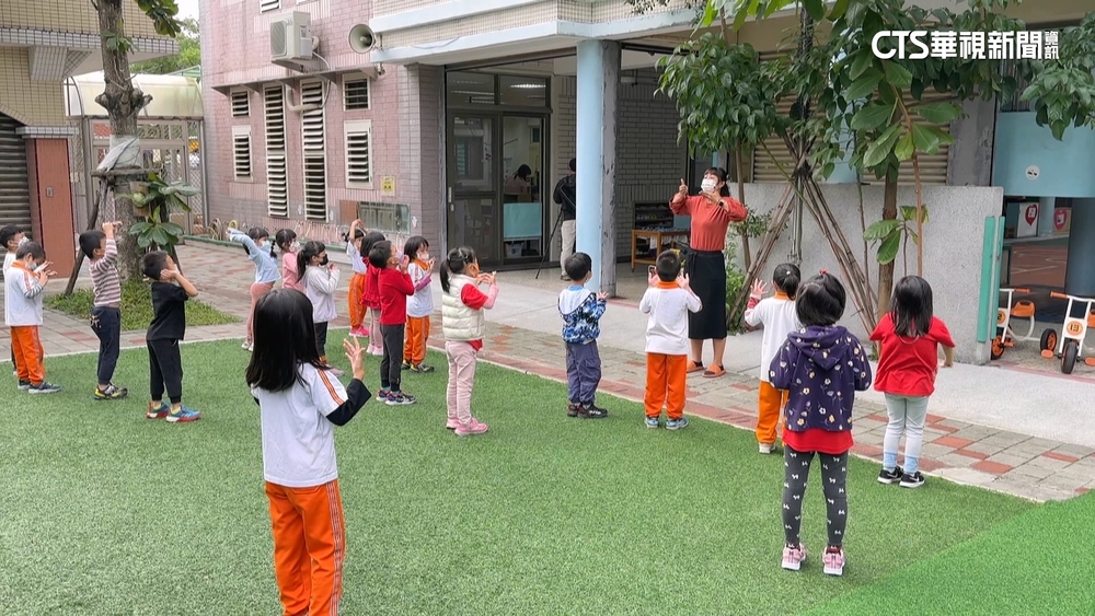 明年「寒假+春節」連放30天！　中小學先補課3天再放假