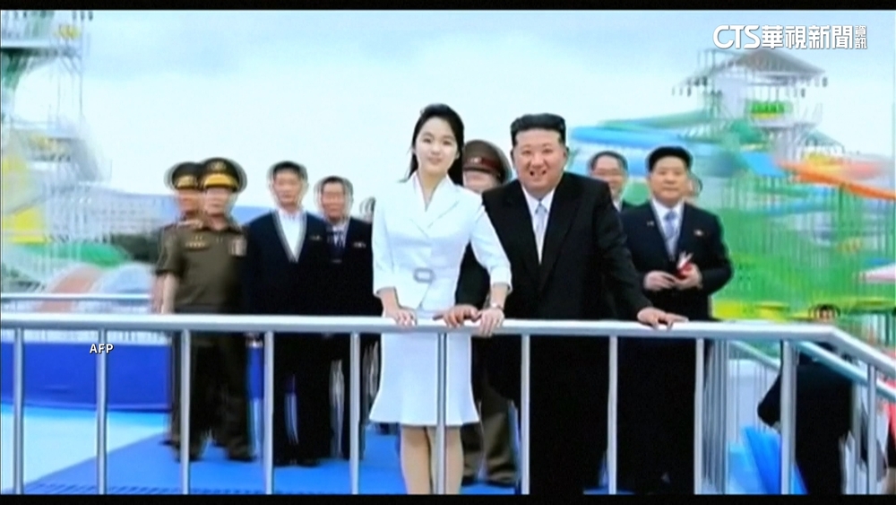 北韓海濱度假村竣工　金正恩妻女久違同框亮相