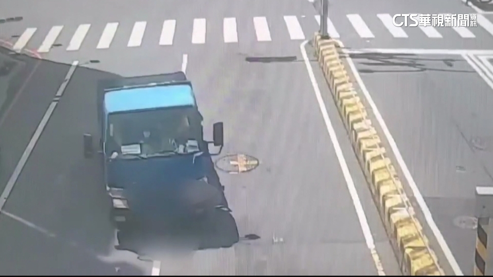 疑愛不到利器攻擊彩券行女店員　恐怖司機落網「全身傷」