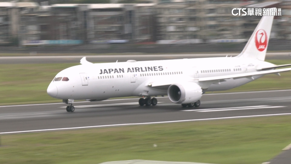 日本航空新規定7/8起行動電源禁放頭頂行李置物箱