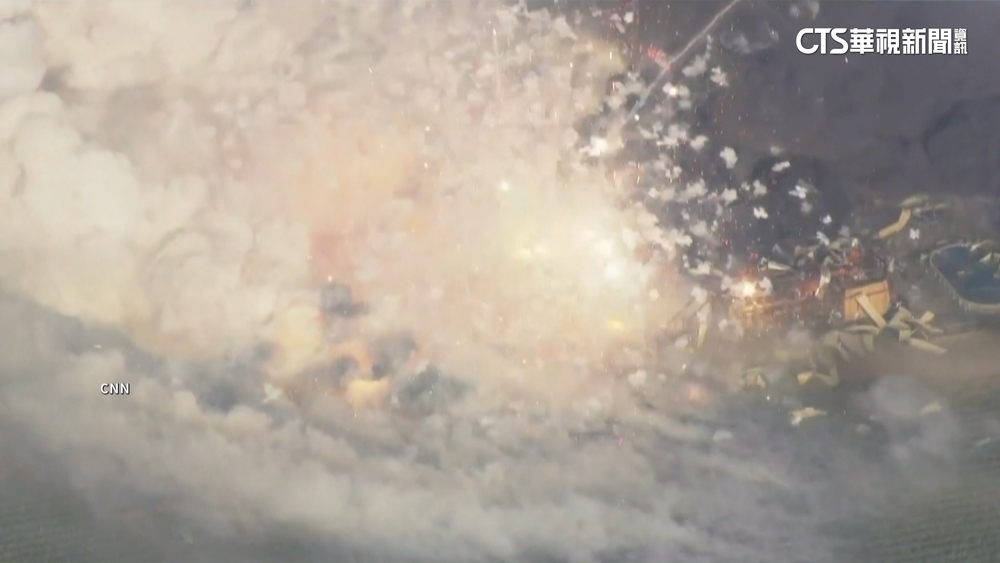 直擊！　美煙火倉庫驚天爆　場面駭人「震」撼居民