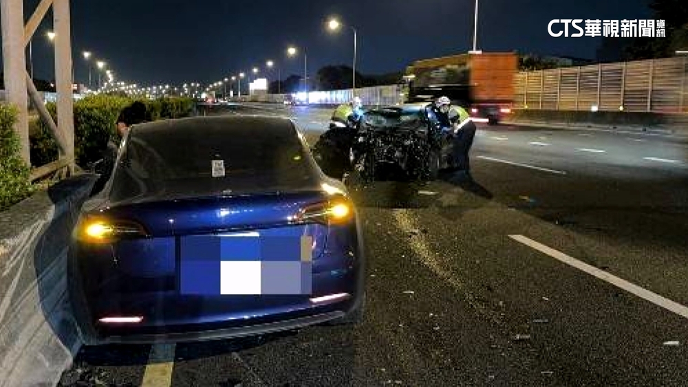 國道「醉」失控連環撞　肇事駕駛下車亂晃再被撞