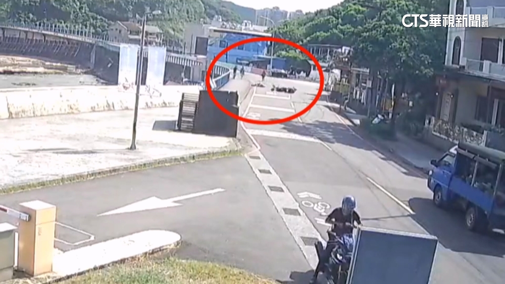 一家五口遊潮境公園　63歲婦牽孫過馬路遭機車撞亡