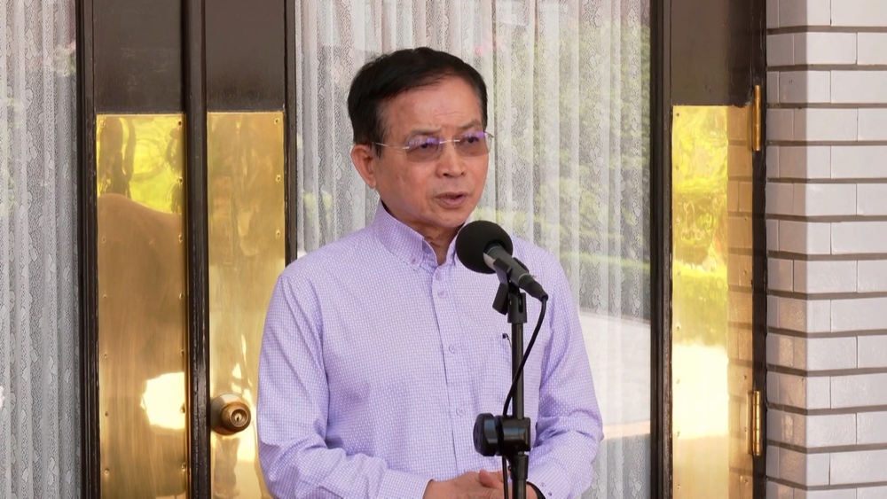 「文山退葆」志工遭當街揮拳攻擊！　賴士葆籲支持者：不要衝動