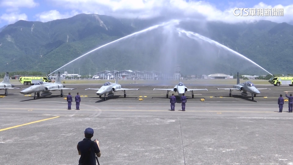 再見了RF-5E！　F-5型機捍衛台領空半世紀今完美謝幕