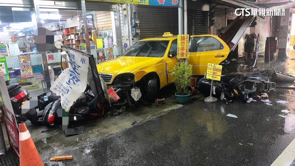 台中運將疑身體不適　駕計程車衝撞民宅送醫不治