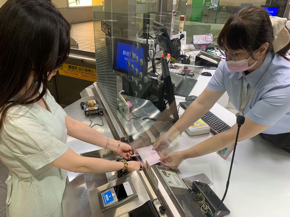 北捷暖心服務女性！ 全線車站免費供衛生棉、34站設哺集乳室