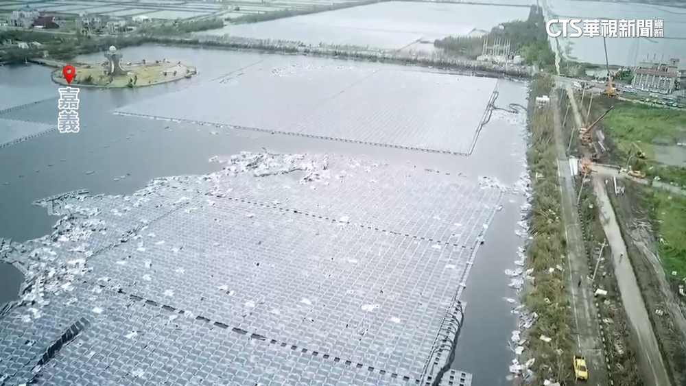 颱風重創嘉義！　太陽能板遭吹毀　電塔電桿攔腰折斷