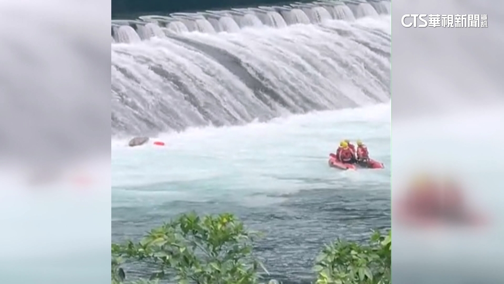 水庫洩洪釀警消救援死亡意外？　翡翠水庫：小流量放水