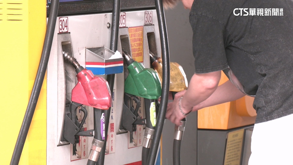 網傳「喊加滿」會被罰　加油站員工澄清：誤會