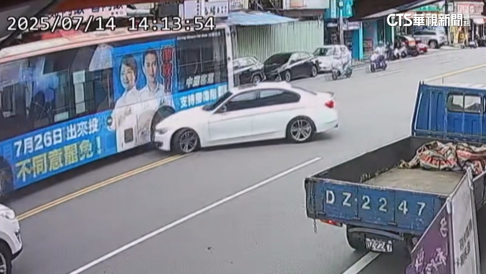 駕車未禮讓公車碰撞！　駕駛肇逃挨罰3千+吊照
