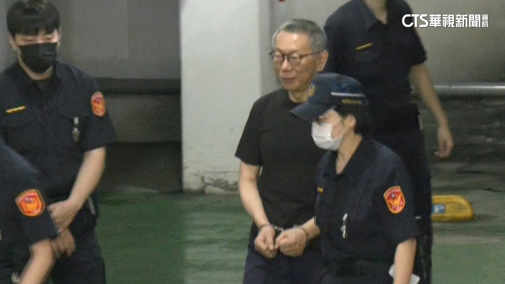 再戰延押庭！檢建請延押　柯律師團猛攻「不正訊問」