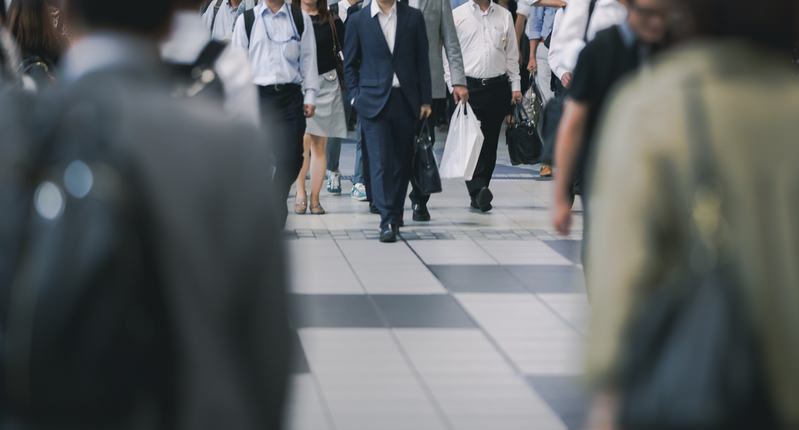 年輕人注意！醫示警「1體徵」加速老化　各種疾病恐上門