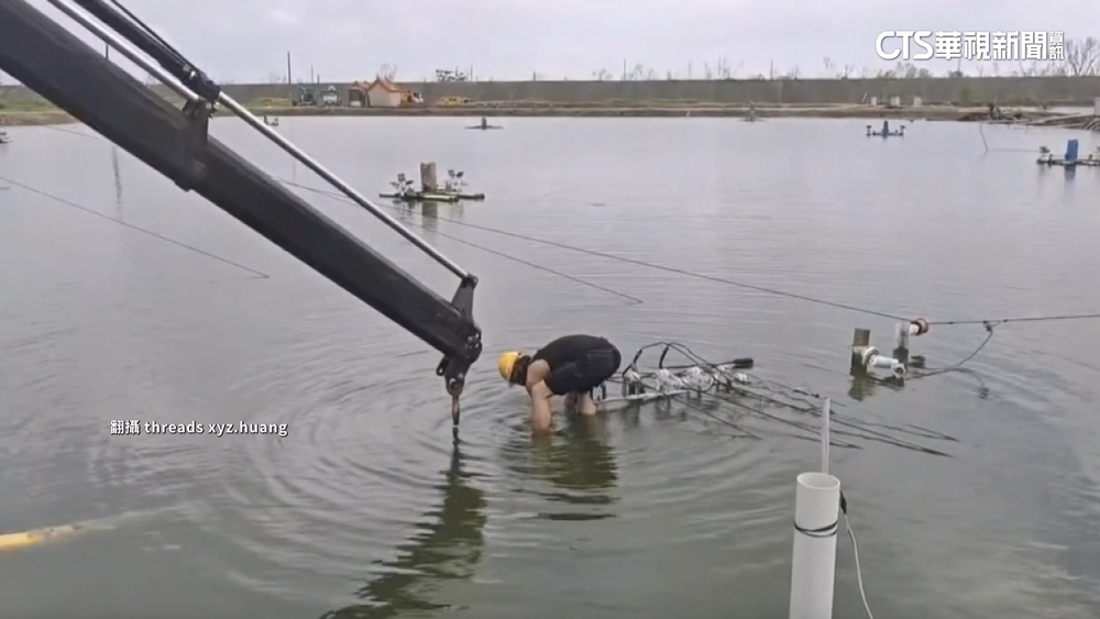 停電最久一里...等11天終復電！　居民感動急清家園