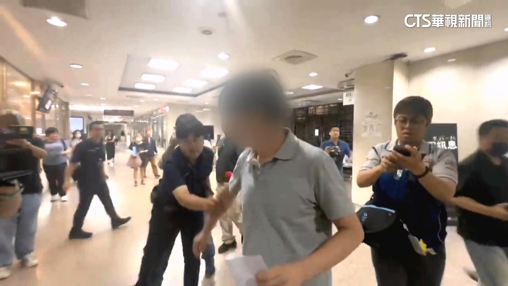 女模打牛奶針昏迷拔管　診所負責人200萬元交保