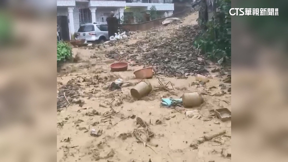 慘況曝光！　南投暴雨土石流　淹沒半層樓民宅