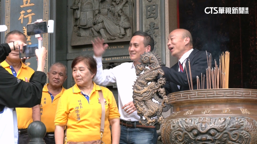 葉元之「喬」成功！　　韓國瑜現身板橋陪車掃近1小時