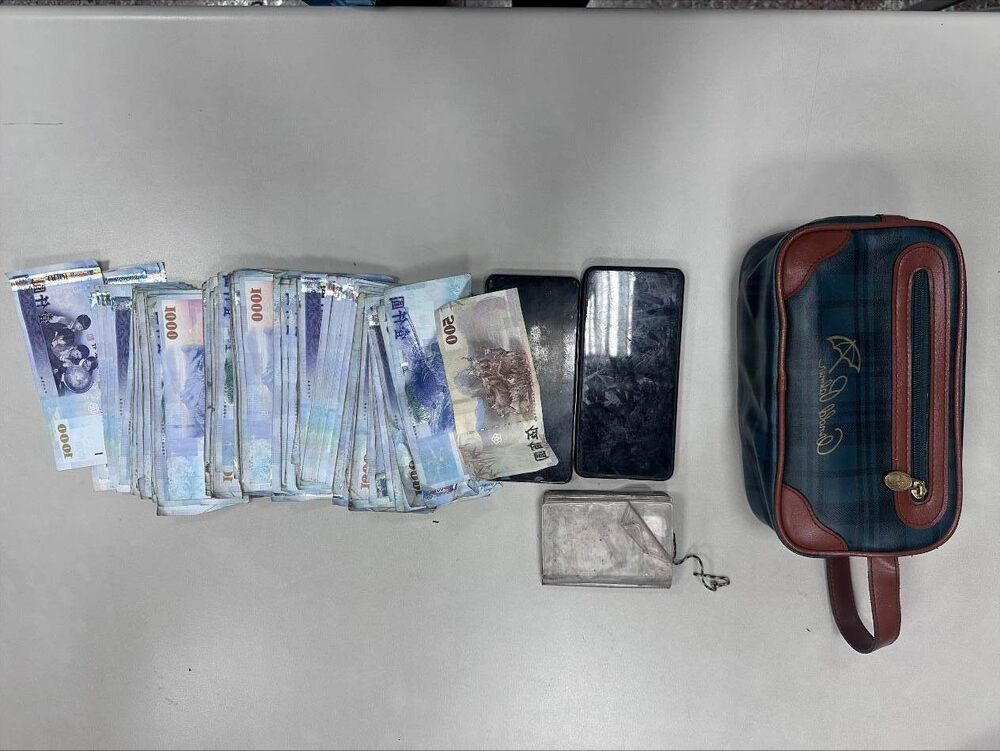 17萬現金差點進焚化爐！粗心男「皮包誤丟垃圾車」　熱心警及時找回