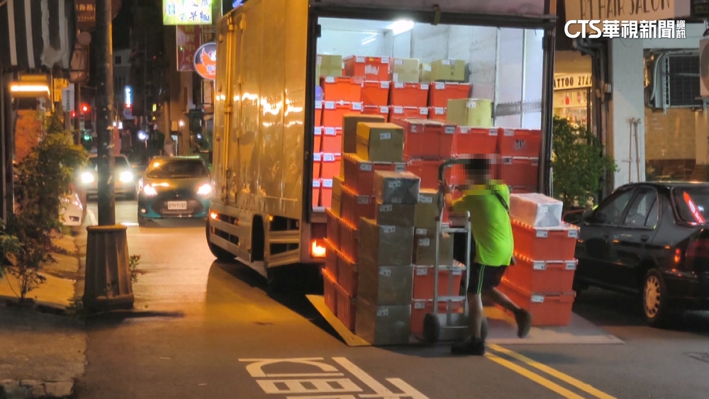 知名購物平台物流系統「外包」　司機南北往返成常態