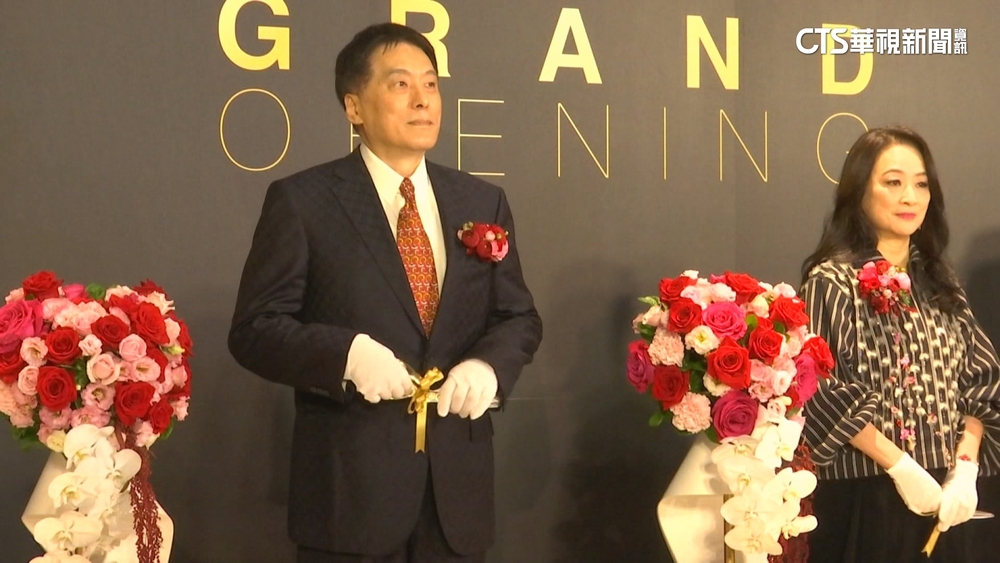 搶攻不夜商機！　DREAM　PLAZA星巴克.博客來24小時營業