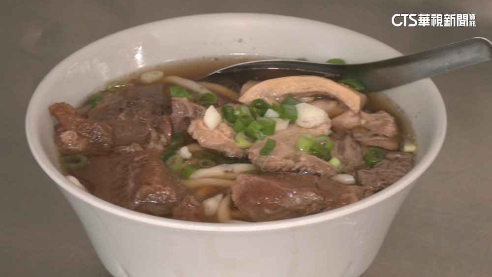 洛陽街一帶牛肉麵百家爭鳴　方圓五百公尺開七家