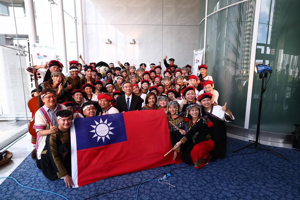 不畏中國賽前打壓！高雄「尼布恩合唱團」勇奪國際合唱大賽金牌