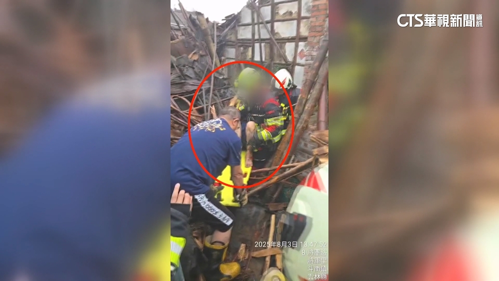 煮飯時老房子垮了！　雲林斗南61歲婦受困　消防救人