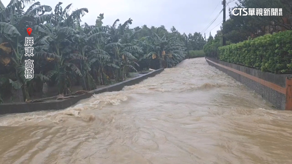 家門前有小河！　產業道路成大排水溝.山坡成泥水瀑布