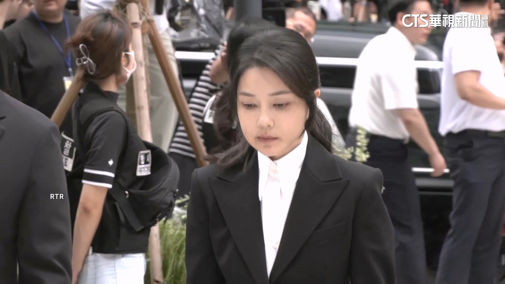 南韓史上首次！　前第一夫人公開到案接受訊問
