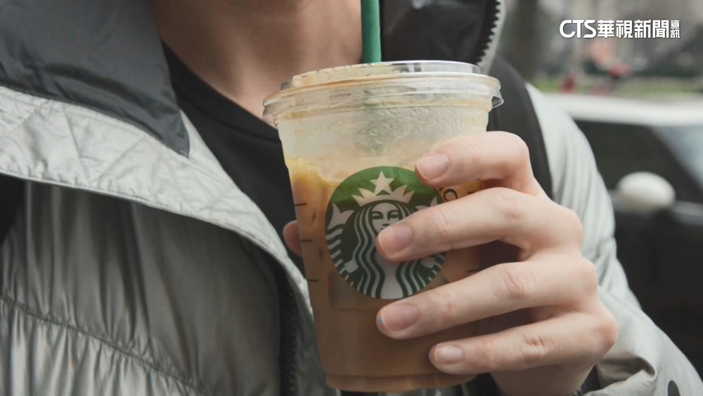 歡慶父親節！星巴克今買一送一　手搖飲祭優惠「2杯88元」