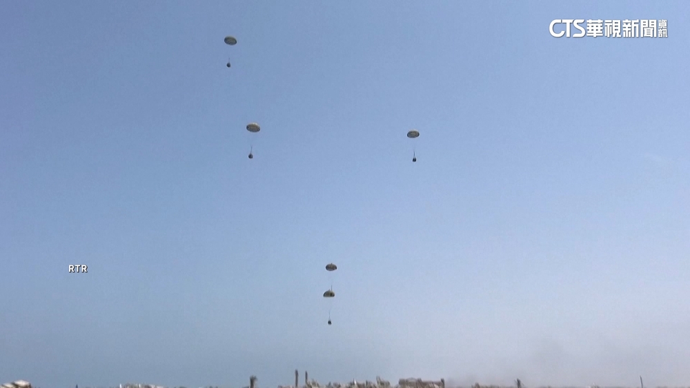 加薩空投物資奪命　15歲少年遭托盤砸死