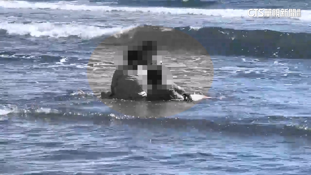 皮膚刺痛.發紅不只一例！　旗津戲水疑遭水母螫傷