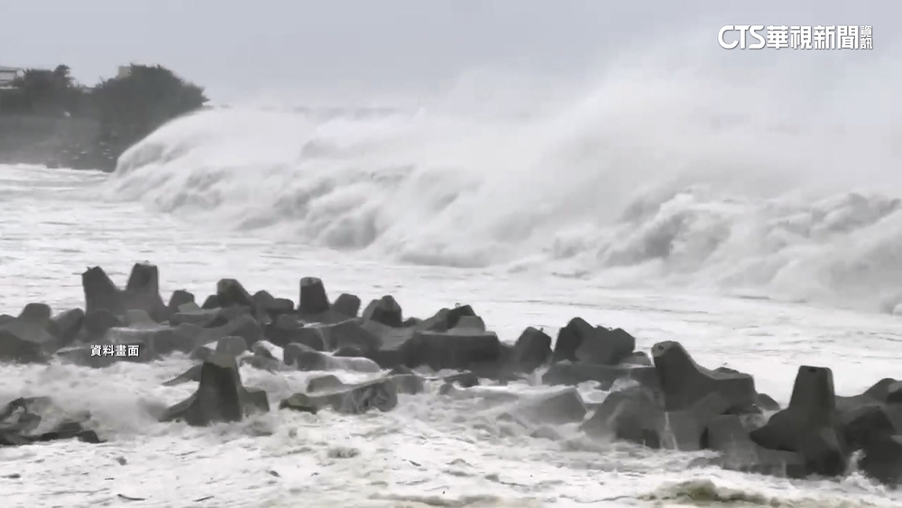 楊柳路徑似「強颱康芮」　專家：撞中央山脈破壞結構